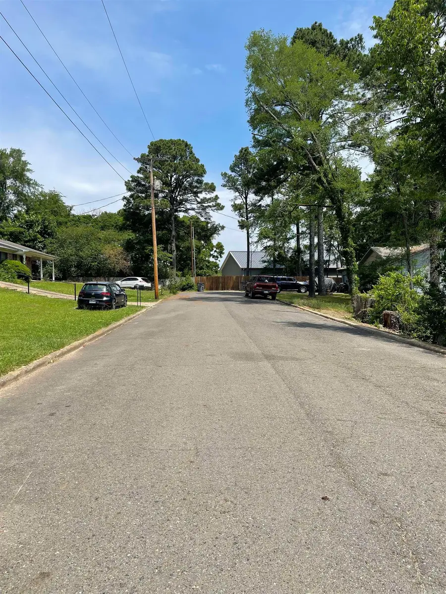 207 Southgate Street, Hot Springs, AR 71913 - #3
