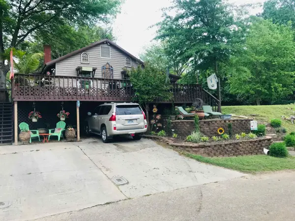 219 S 1st Street, Augusta, AR 72006