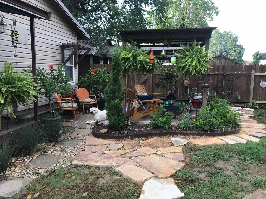 219 S 1st Street, Augusta, AR 72006 - #3