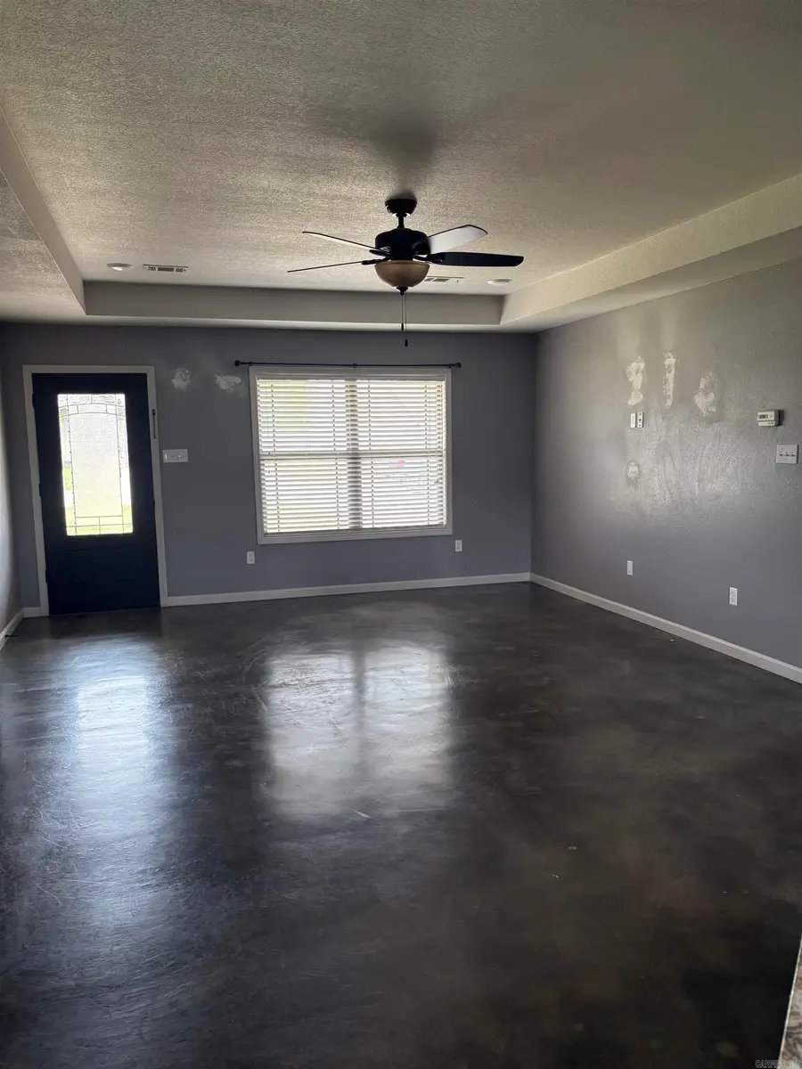 106 Gavin Drive, Paragould, AR 72450 - #3
