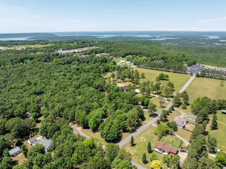 4 W Plantation Drive, Heber Springs, AR 72543 - #2