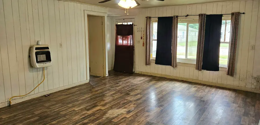 528 E Lake St Street, Paragould, AR 72450 - #3