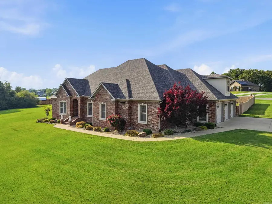 27 Winterberry Drive, Greenbrier, AR 72058 - #3