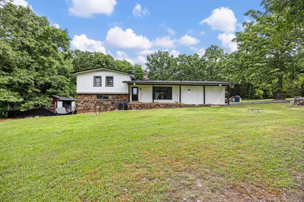 1878 Paradise Acres Road, Russellville, AR 72802