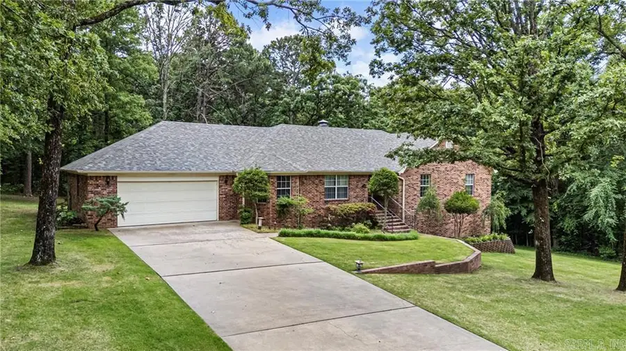 123 Hillcrest Dr, Russellville, AR 72802 - #2