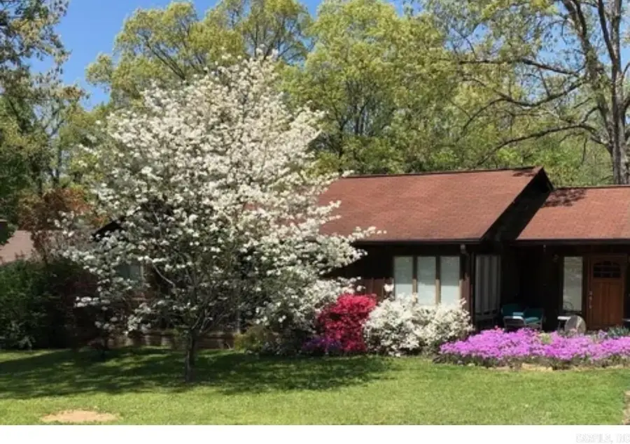 2985 Shade Tree Drive, Batesville, AR 72501 - #2