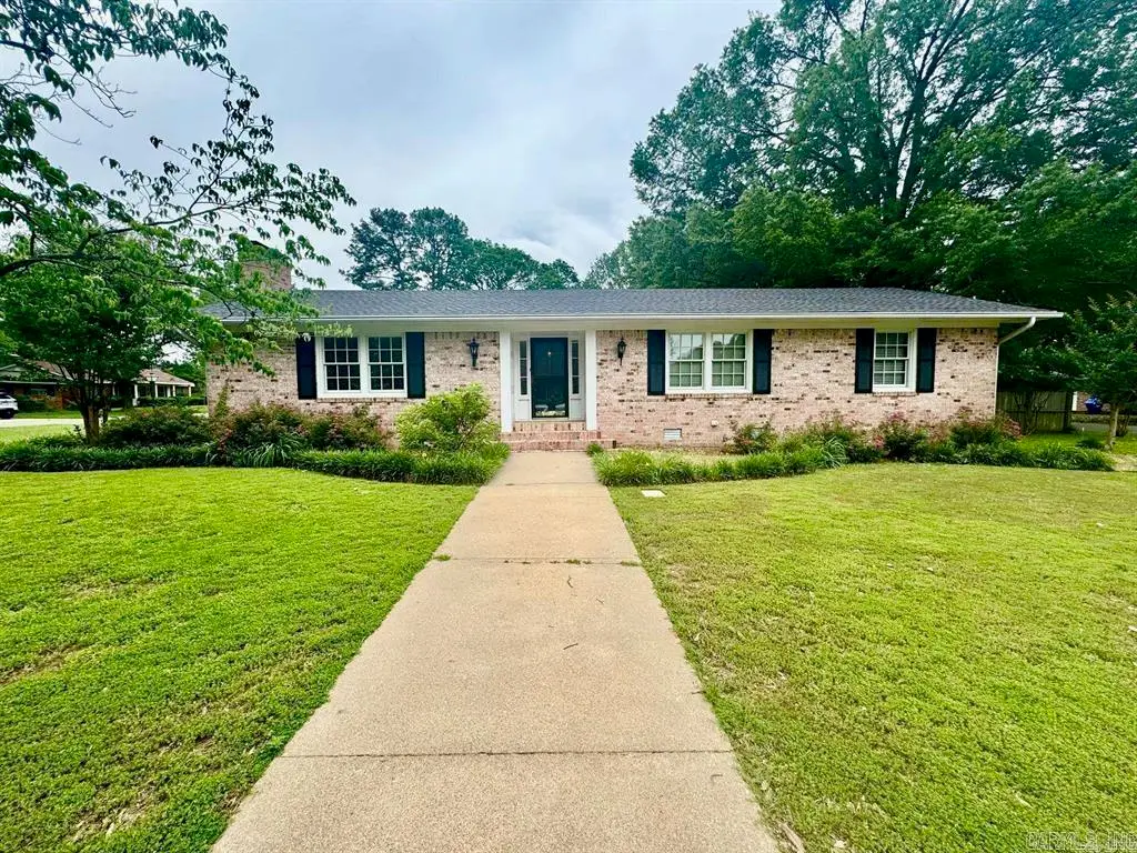 1 Mark Place, Conway, AR 72034 - #1