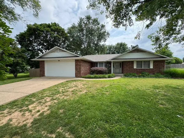 1709 Coachman Drive, Mountain Home, AR 72653