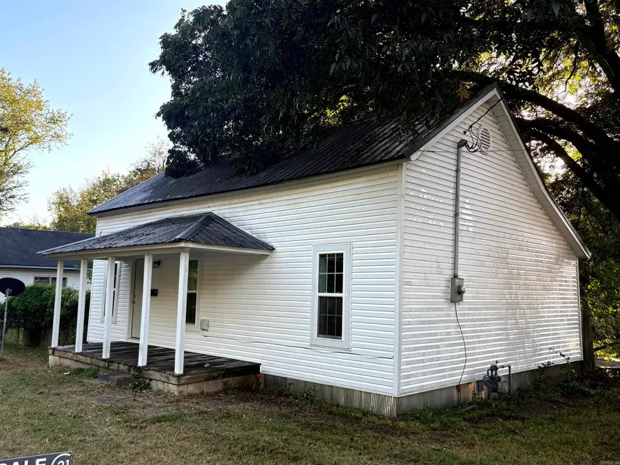 112 N 5th, Paris, AR 72855 - #2
