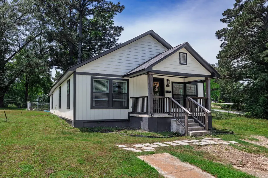 1647 Gresham Street, Arkadelphia, AR 71923 - #2