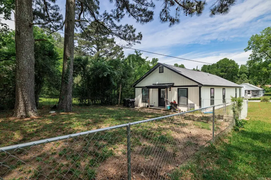 1647 Gresham Street, Arkadelphia, AR 71923 - #3