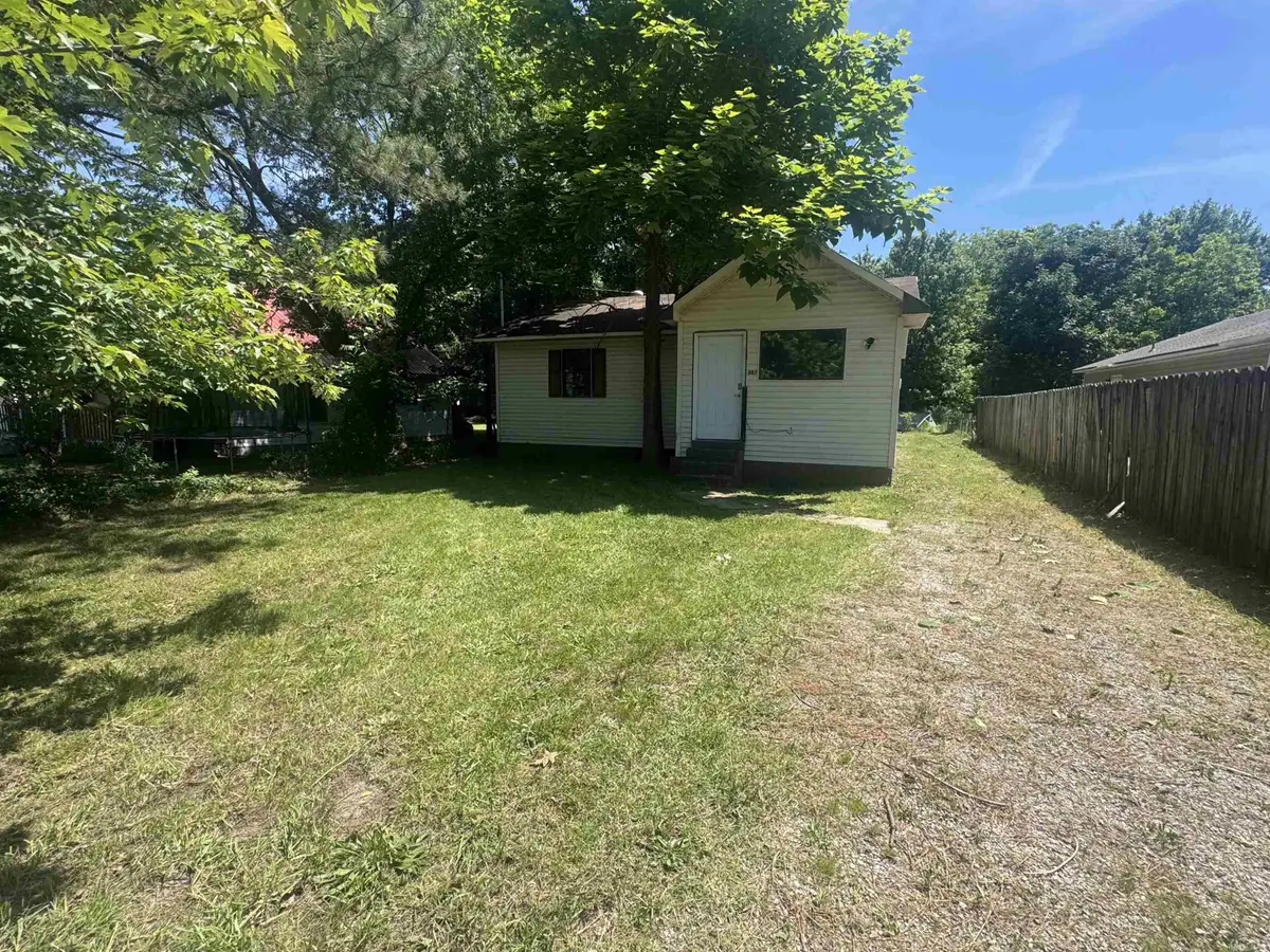 307 N 14th Avenue, Paragould, AR 72450 - #1