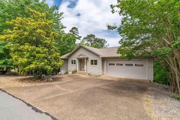 94 Mesero Way, Hot Springs Village, AR 71909