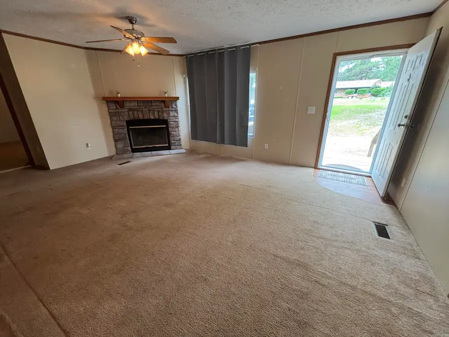 157 Barbara St, El Dorado, AR 71730 - #2