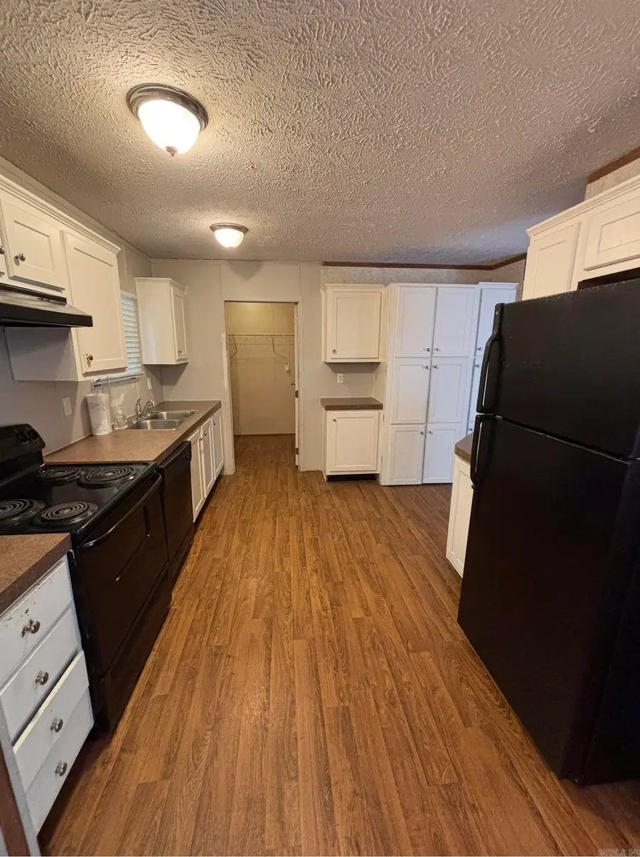157 Barbara St, El Dorado, AR 71730 - #3