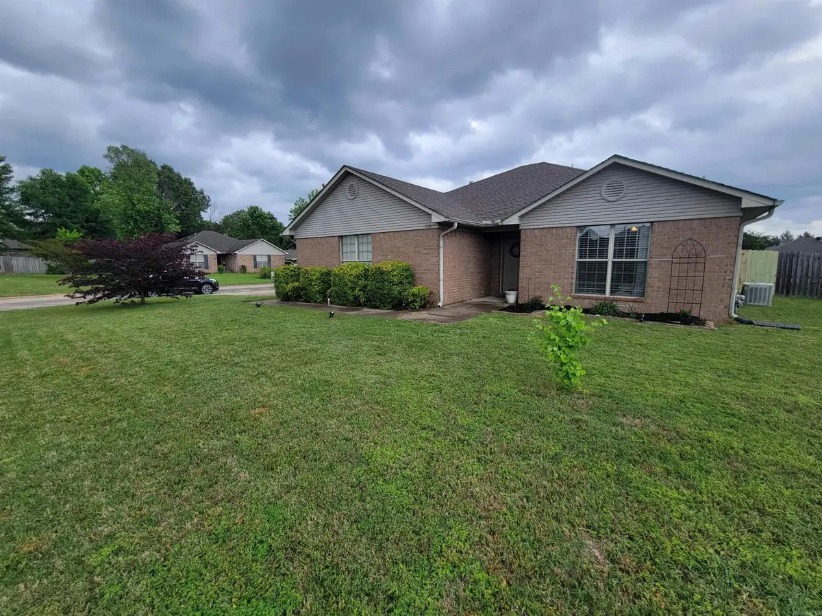920 Crestliner Dr, Conway, AR 72034 - #1