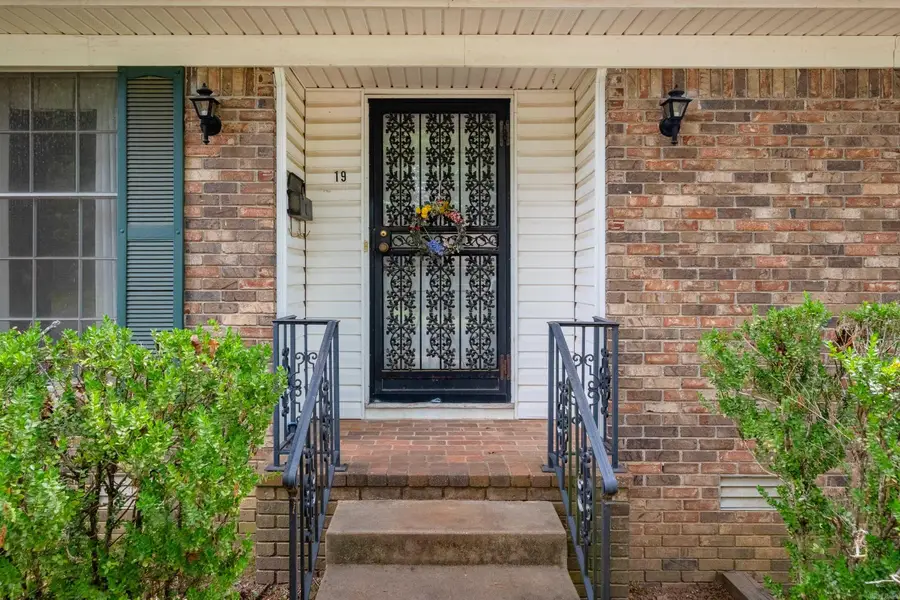 19 Queenspark Road, Little Rock, AR 72227 - #2