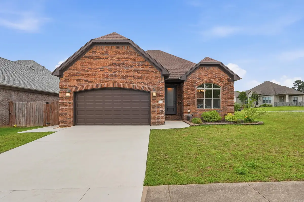 233 Nantucket Loop, Maumelle, AR 72113 - #1