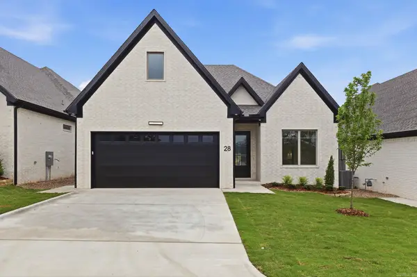 28 Mountain Brook Road, Little Rock, AR 72223