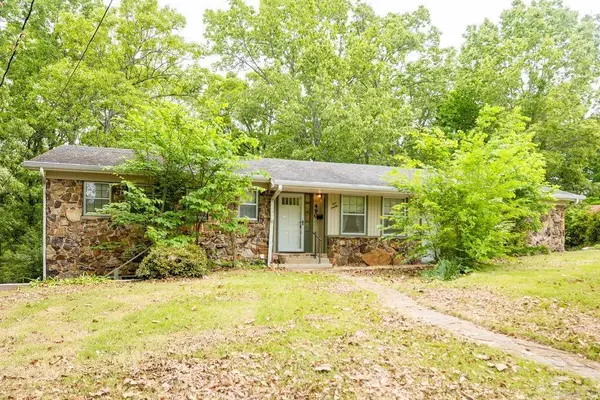 490 W Morrow Street, Batesville, AR 72501