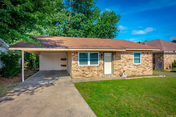 219 S Center Street, Conway, AR 72034