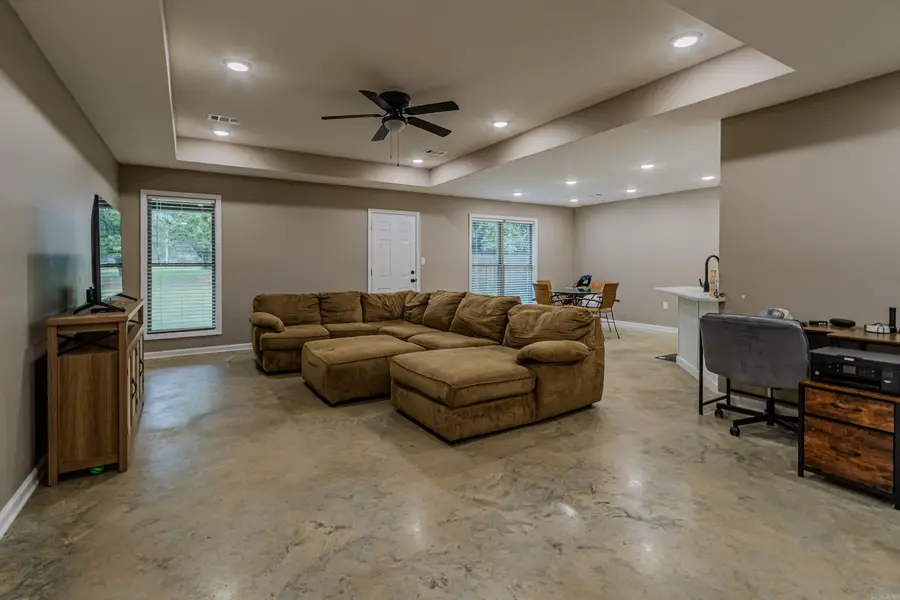 901 S 59th Street, Paragould, AR 72450 - #3