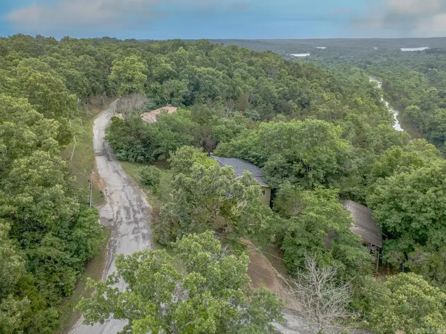 7 Cochise Road, Cherokee Village, AR 72529 - #3