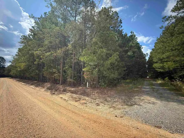 286 Bradley 68 Road, Warren, AR 71671