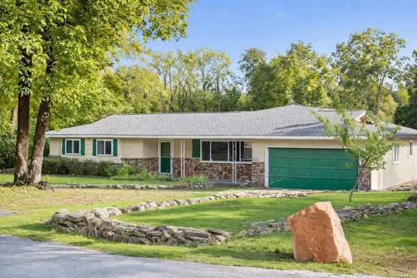 908 Oak Street, Mountain View, AR 72560