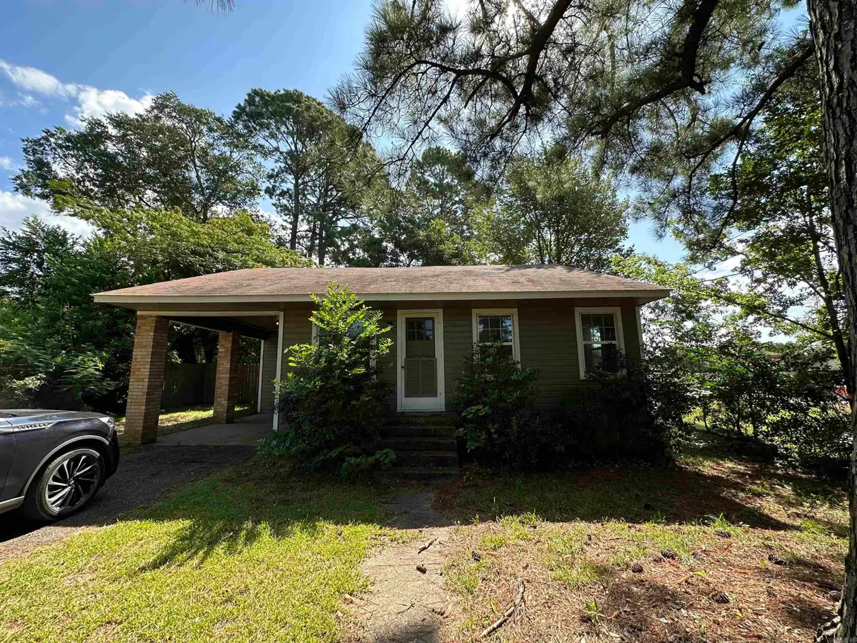 208 N Bowie, New Boston, TX 75570 - #1