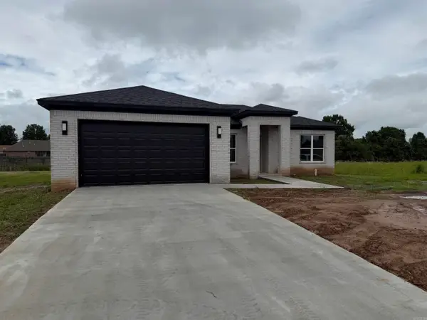 82 Dove Ln, Vilonia, AR 72173