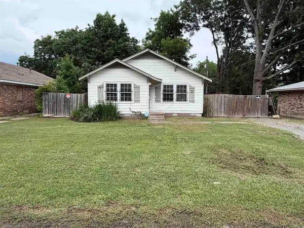 2405 S Cypress, Pine Bluff, AR 71603