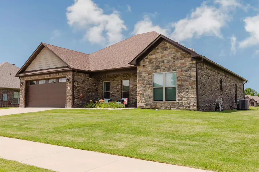17 Palamino Drive, Vilonia, AR 72173 - #2