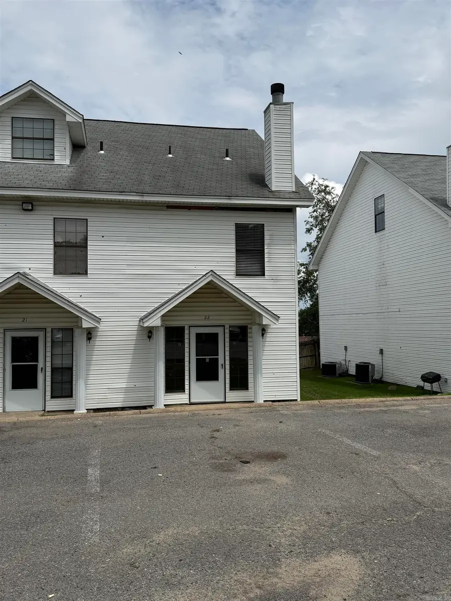 22 Edgehill Cove, Maumelle, AR 72113 - #2