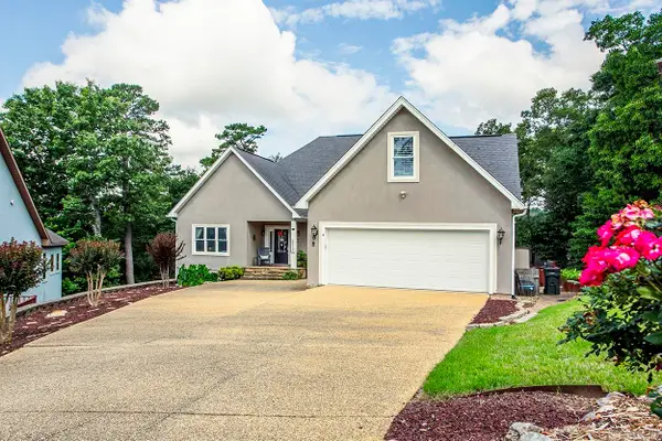 8 Eagle Crest Cove, Little Rock, AR 72205