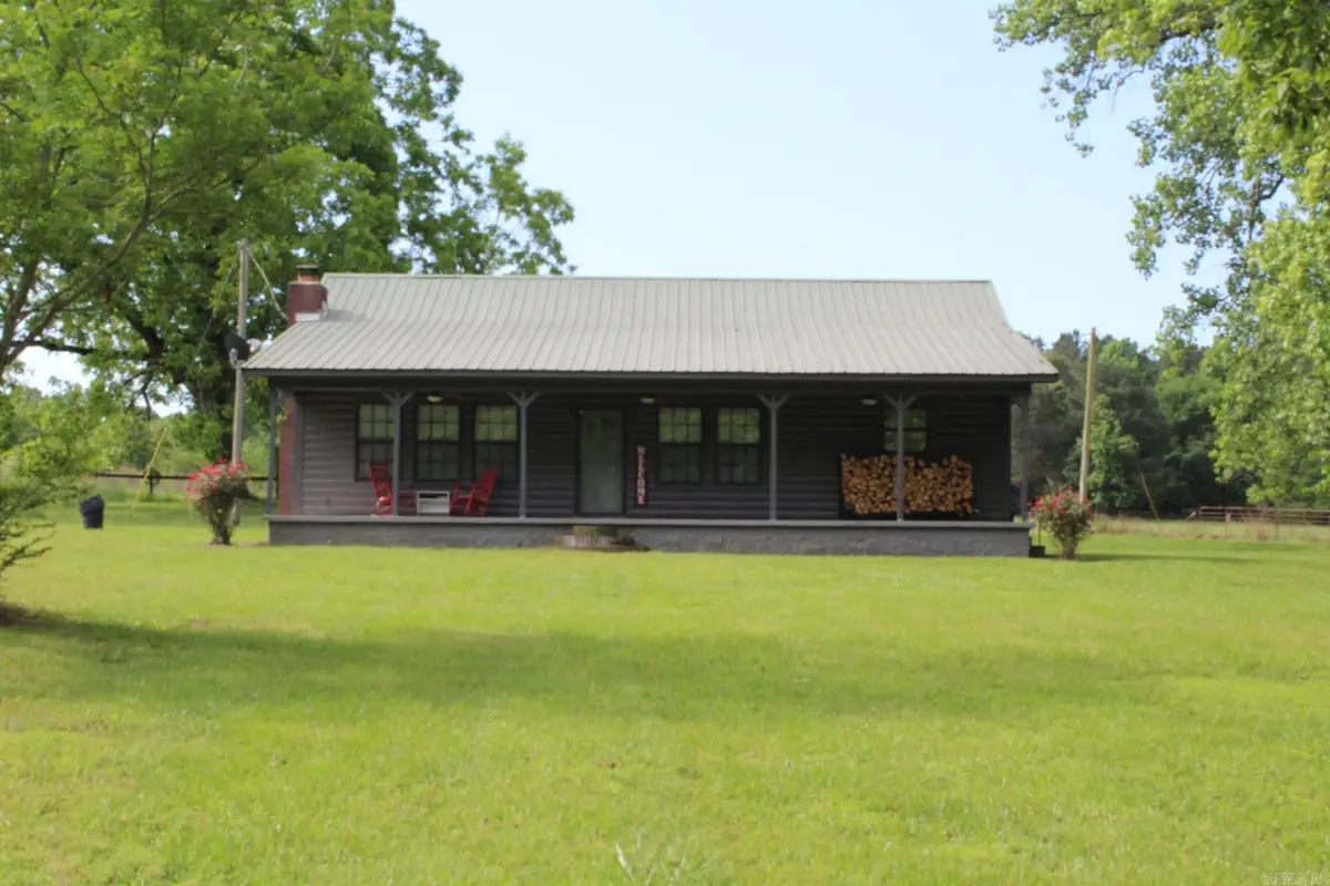 1270 Hempstead 31, Nashville, AR 71852 - #1