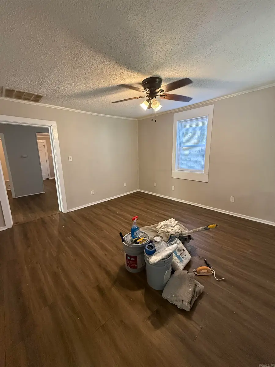 5105 W 28th Street, Little Rock, AR 72204 - #3