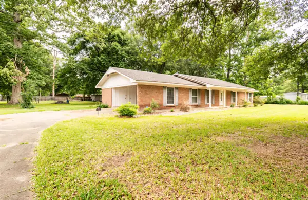 1014 Daniels Street, Dermott, AR 71638