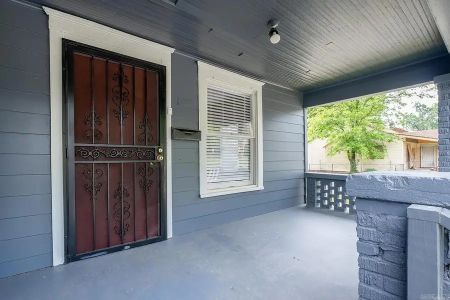 1023 Booker St, Little Rock, AR 72204 - #2