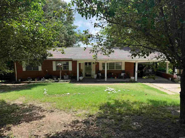 1700 S 12th Avenue, Piggott, AR 72454