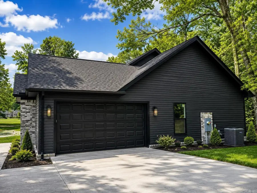 1024 Ridgewood Drive, Little Rock, AR 72206 - #2
