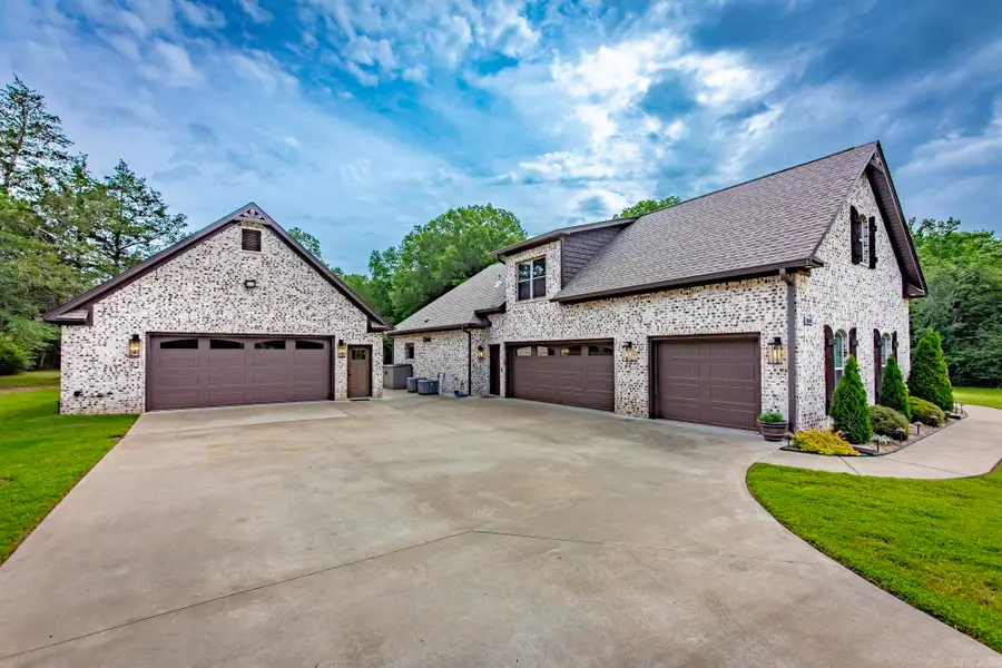 3100 York Ln, Conway, AR 72034 - #2