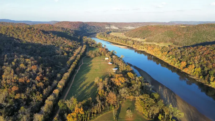 65 E School House Hollow Rd, Melbourne, AR 72556 - #2