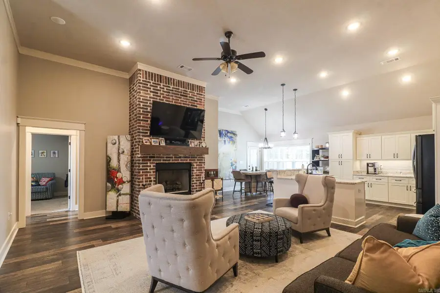 5615 Creekview Drive, Jonesboro, AR 72404 - #2