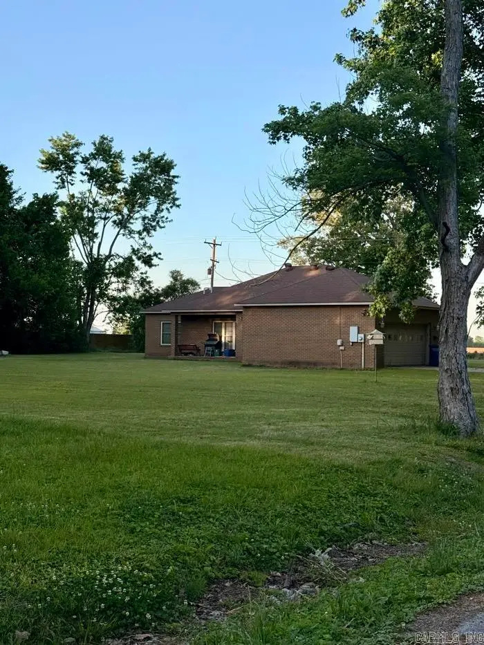 739 E 5th St, Rector, AR 72461 - #3