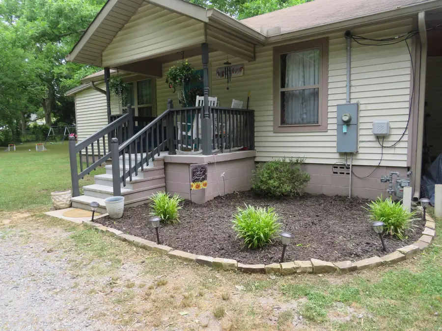 403 W Walnut Street, Benton, AR 72015 - #2
