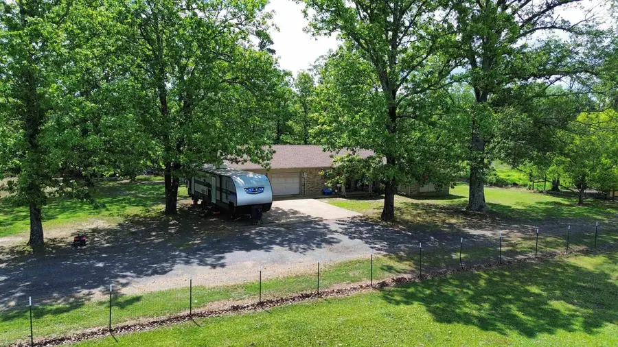 2032 Gray Loop, Leola, AR 72084 - #2