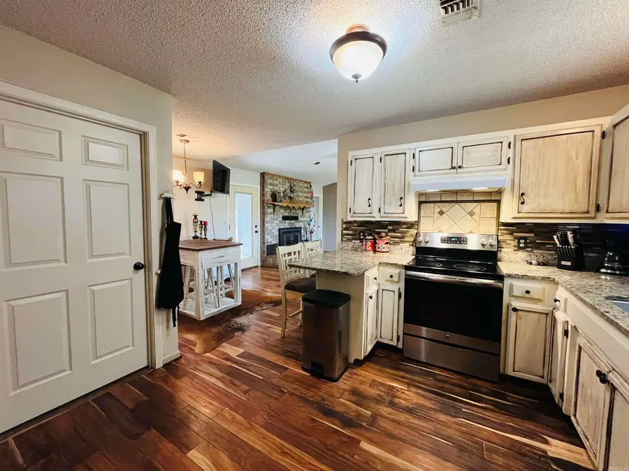 2032 Gray Loop, Leola, AR 72084 - #3