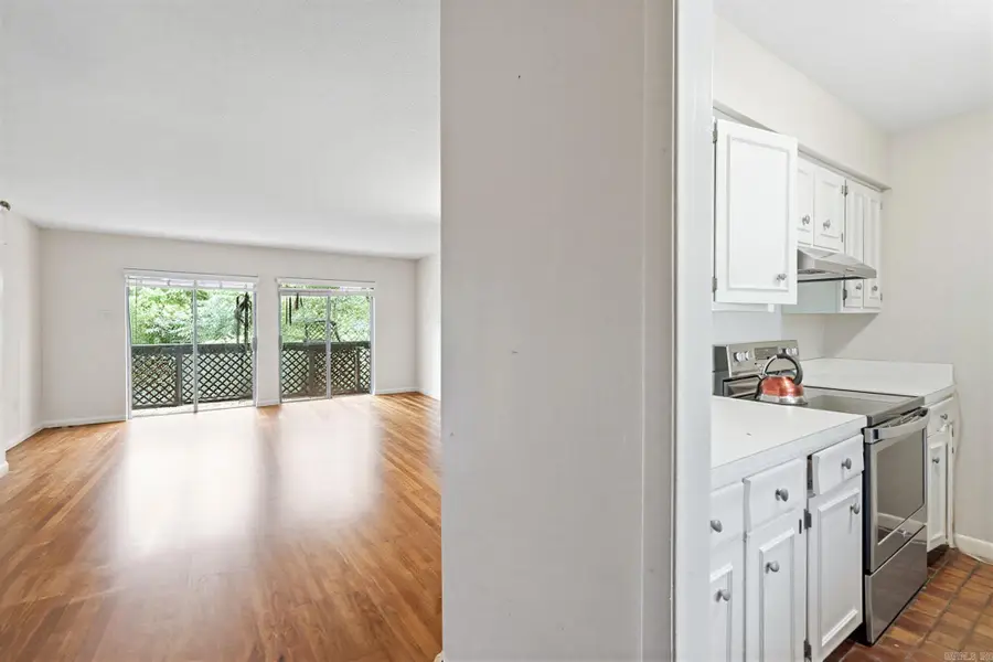 1201 N Pierce Street, Little Rock, AR 72207 - #2