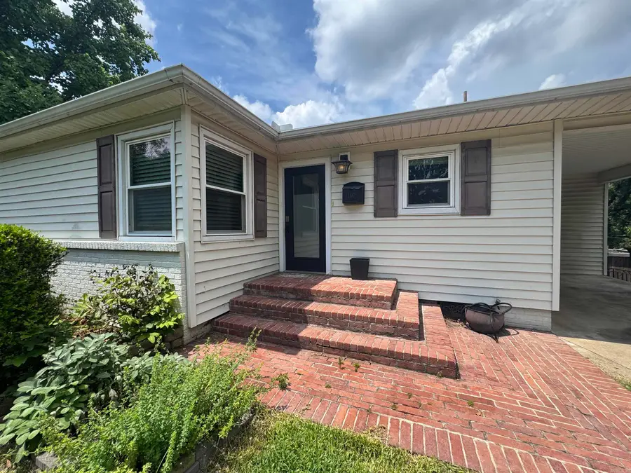 107 Dexter Avenue, North Little Rock, AR 72116 - #2